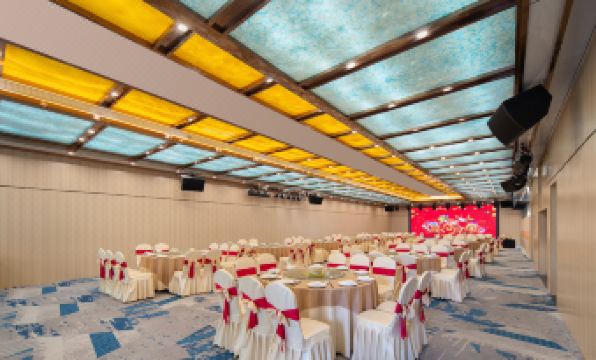 Lanuo Hotel (Chaozhou Ancient City People’s Square Store)