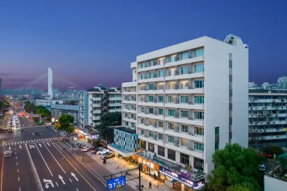 Hanting Hotel (Hangzhou West Lake Culture Plaza Chaohui Road Branch)