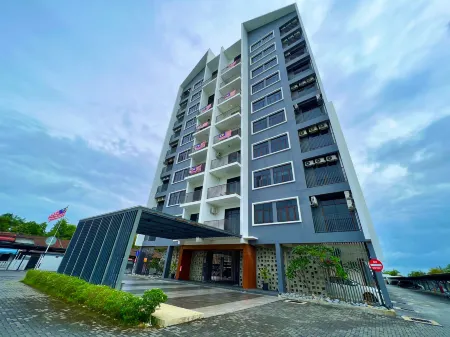 Imperio Professional Suite by Imperio Haffa Отели рядом с достопримечательностью «Alor Setar Tower»