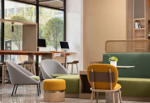 홈2 스위트 패밀리룸 내부