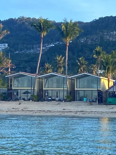 รูปภาพของSarana Beach Villas