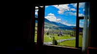 Yuke Ranch Wild Luxury Homestay - Mountain view