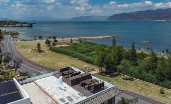 Zaihaiyifang Sunrise Seaview Homestay (Dali Qihai Branch)