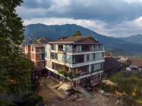 Once upon a time Small Courtyard (Longji Observation Deck)
