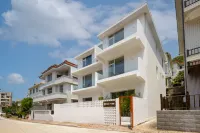 Floral Hotel· Xixia Qingye Hotel(Grape Beach Beach Branch)