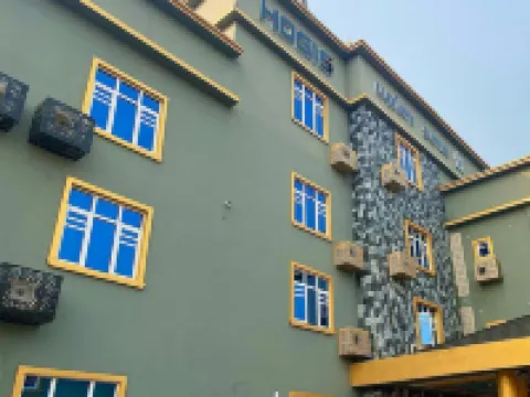 霍吉斯豪華套房 卡拉巴爾酒店