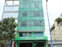 Thanh Vinh hotel & apartments Hoteles cerca de Distrito 9