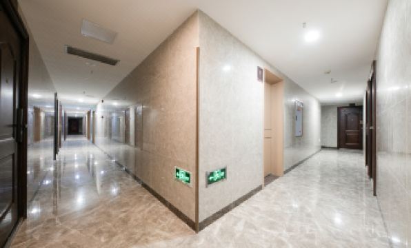 Moli Yunshang Hotel (Chongqing North Railway Station Zhengjiayuan Subway Station Branch)