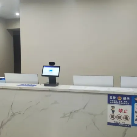 Ru Jia Huayi Hotel (Linying Dongfang International Yizhou City)