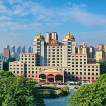 Qianjiang Hot Spring Hotel