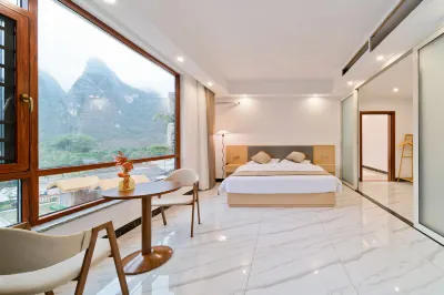 椅山別院·Lovers山景休閒リゾートVilla美宿(十里畫廊) 図騰古道周辺のホテル