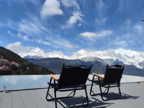 Once Upon a Time in Meili Hotels near Feilai Monastery