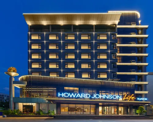 Howard Johnson Life KUNMING Hotels near Fude Station