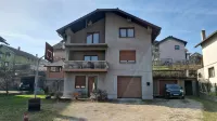Cozy 1 bedroom apartment, AC, private parking, kitchenette, bathroom, etc - 3 estrellas