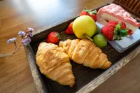 Dali Orange Man Jingyu Intelligent Hotel