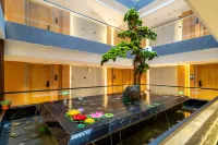Feng Huang Mingdu Hotel (Feng Huang Ancient Town, Nan Hua Li Tourist Centre Branch)
