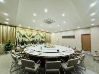 VX Hotel (Xinyu Shenglibei Road Railway Station) Hotels in Xinyu