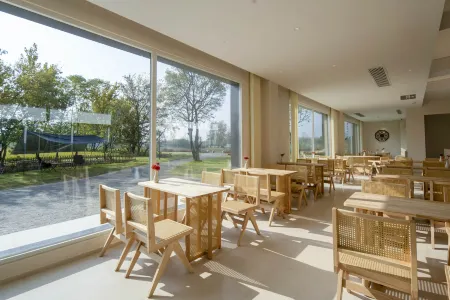 Yang zhou XuTang hot spring Resort Отели рядом с Аэропорт Янчжоу