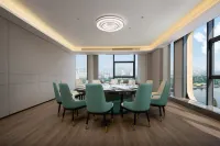 MAISON NEW CENTURY