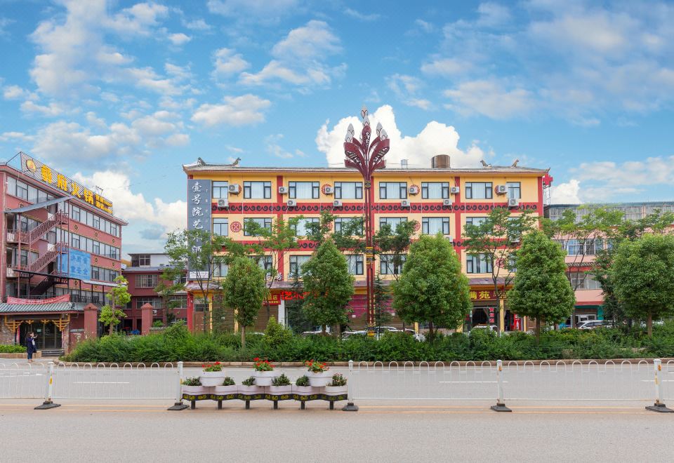 hotel overview picture