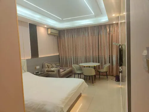 Changshan Hongqun Hotel
