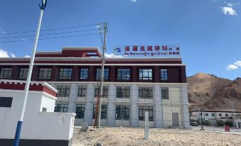 Tongjiang Lianzang Inn