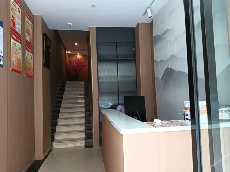 Yilong Tianlai Hotel