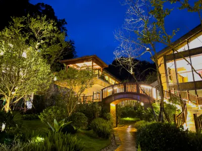 Qingyun Xianlu Mountain Retreat Hotel Hotel in zona Shaonüping Memorial Archway