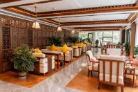 318 Panorama Hotel (National Highway G318 County Government)