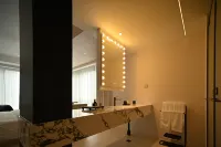 Weilan Hotel (Changzhou Zhonghua Dinosaur Park Branch)