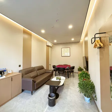 Jingxi Feast Hotel