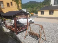 Qiyun Mountain Retreat (Wangxian Valley Scenic Area Branch)
