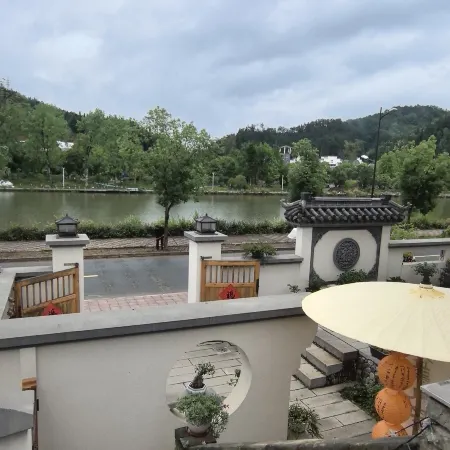 Taining Jiuqi Homestay