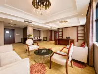 Jiuzhou International Hotel (Neihuang Renmin Road)