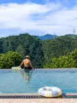 Jinhua Wuyi Zìzì Valley Villa Hot Spring Resort & Spa - สระว่ายน้ำแบบอินฟินิตี้