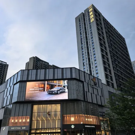 Yuexiong Hotel (Nanning Qingxiu District Longhu Tianjie)