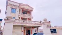 Hui'an Dongbaji Homestay Hôtels à proximité de : Jingfeng Station