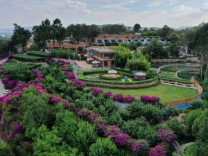 BoTian Manor Resort Hotel