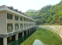 Xinglong Chenyun Xiyin Hotel Hotels near Tianzi Mountain