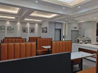 7 Days Premium Hotel (Huludao Suizhong North Station) - parking