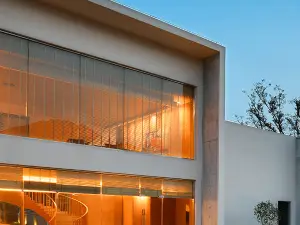 Suối Nước Nóng Phổ Biến Tại Vô Tích