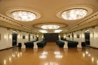Modern Hotel Hotels in Harbin