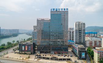 Baise Jiantong Yue Hotel (High-speed Railway Station)