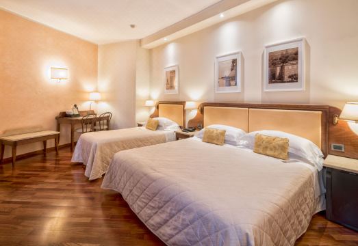 호텔 피티 팔라체 알 폰테 베키오