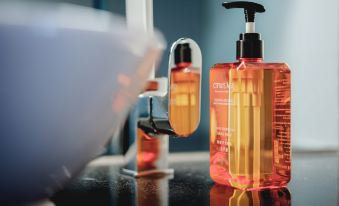 Orange Hotel (Shanghai Zhenru Subway Station)