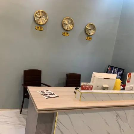 Pengxi Chunxi Holiday Hotel