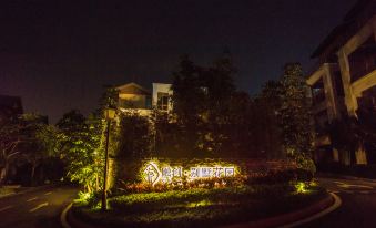 Jinghong Manqing Bed and Breakfast