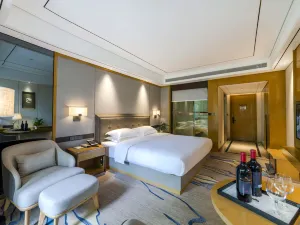 Yijing Guanlan Hotel