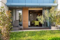 Radisson Blu Hotel Istanbul Ottomare Отели в г. 