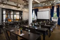 Canvas Hotel Dallas